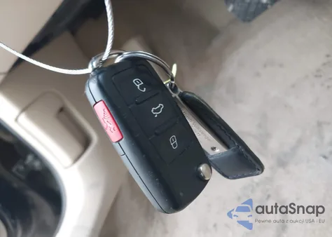 2015 Volkswagen Passat 1.8T Se из США, поврежденный, VIN 1VWBS7A34FC047220